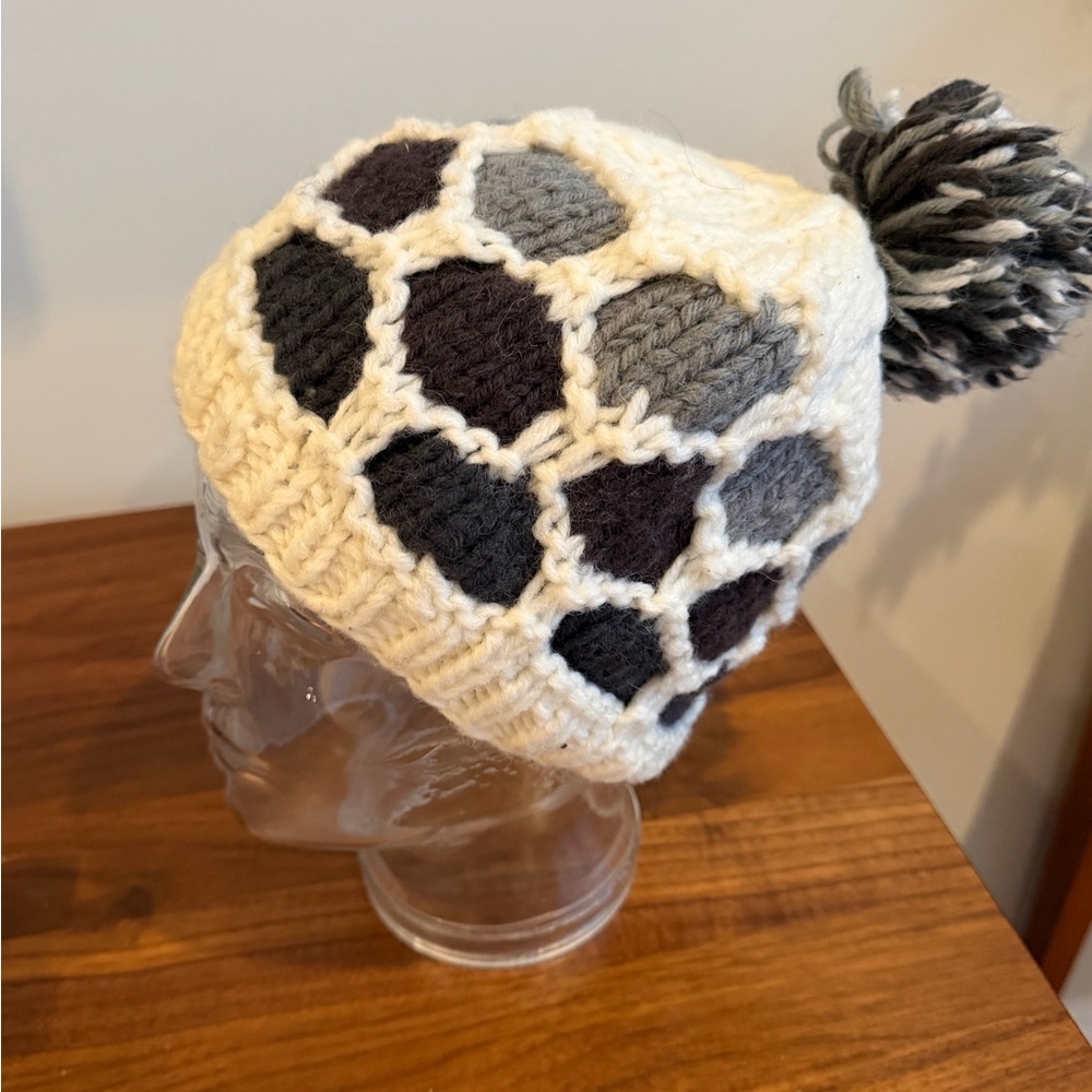 Mad Bomber Cozy Knit Pom-Pom Hat - Cream, Black, Gray